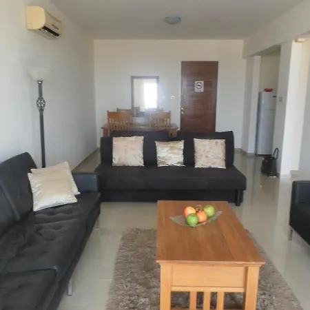 First Floor One Bedroom Apartment, Sea & Pool View, Free Wifi